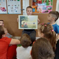 W ramach akcji „Cała Polska czyta dzieciom” w grupie 5 gościliśmy uczniów szkoły