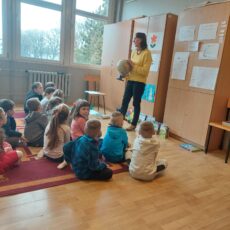 Zajęcia w bibliotece OK w Brzeszczach – grupa 5