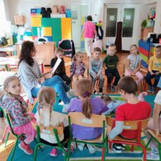 Ogólnopolski Dzień Głośnego Czytania w grupie 6